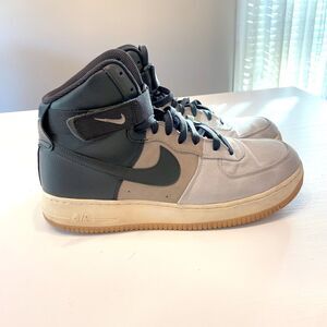 Men's Nike Air Force 1 AF1 07 LV8 Size 11.5 High Light Bone Shoes Sneakers‎